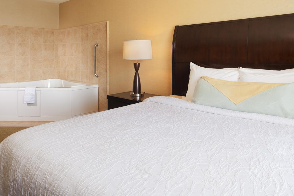 Hilton Garden Inn Omaha East/Council Bluffs Exterior photo