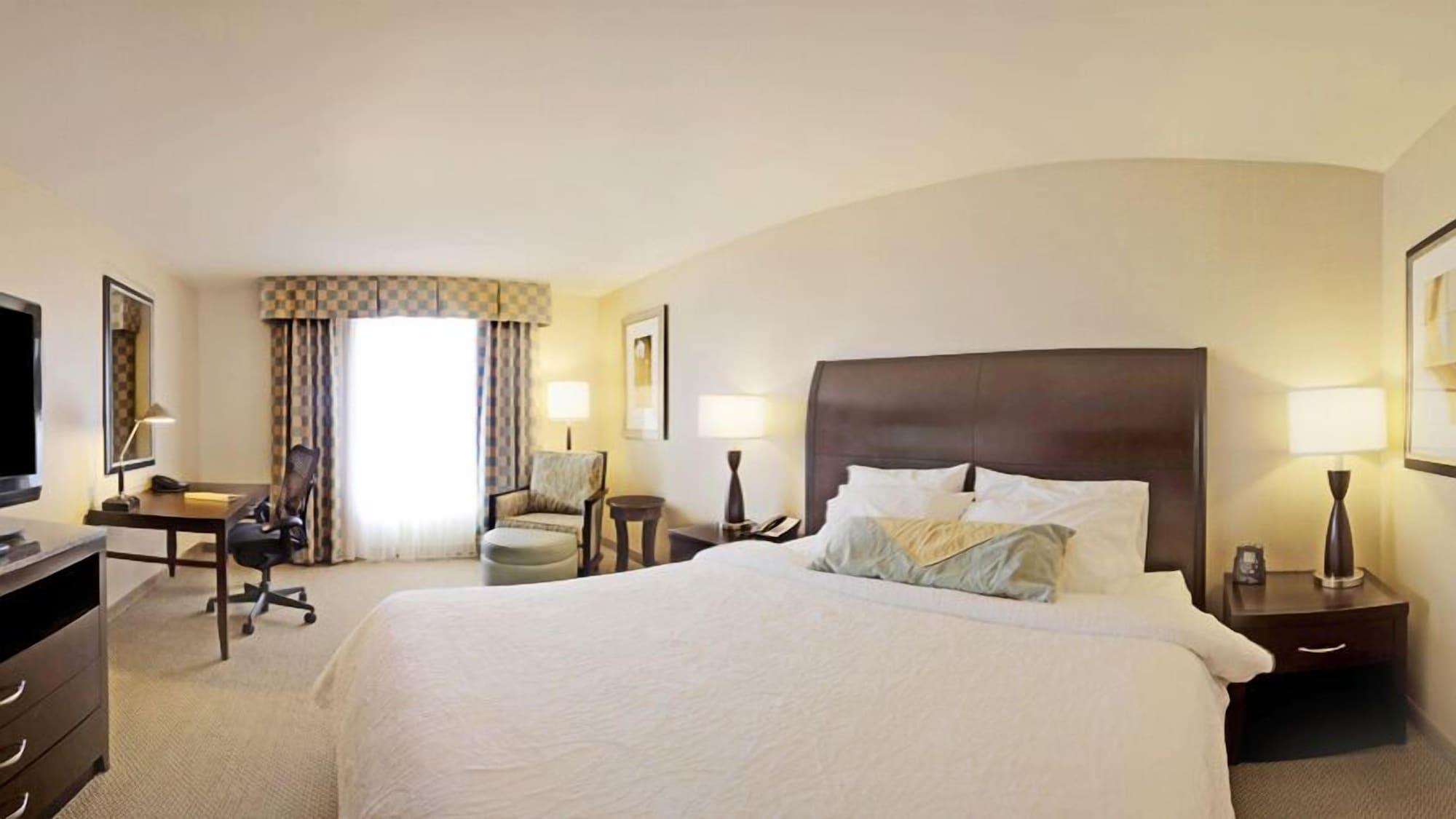 Hilton Garden Inn Omaha East/Council Bluffs Exterior photo